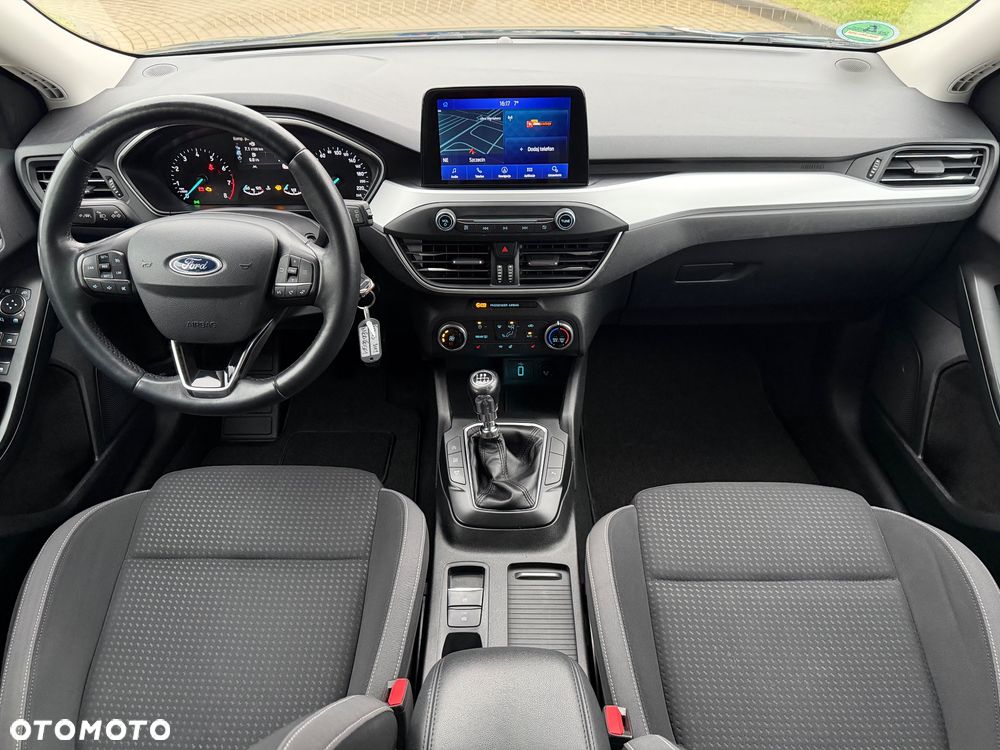 Ford Focus SW 1.0 EcoBoost S&S TITANIUM - 6