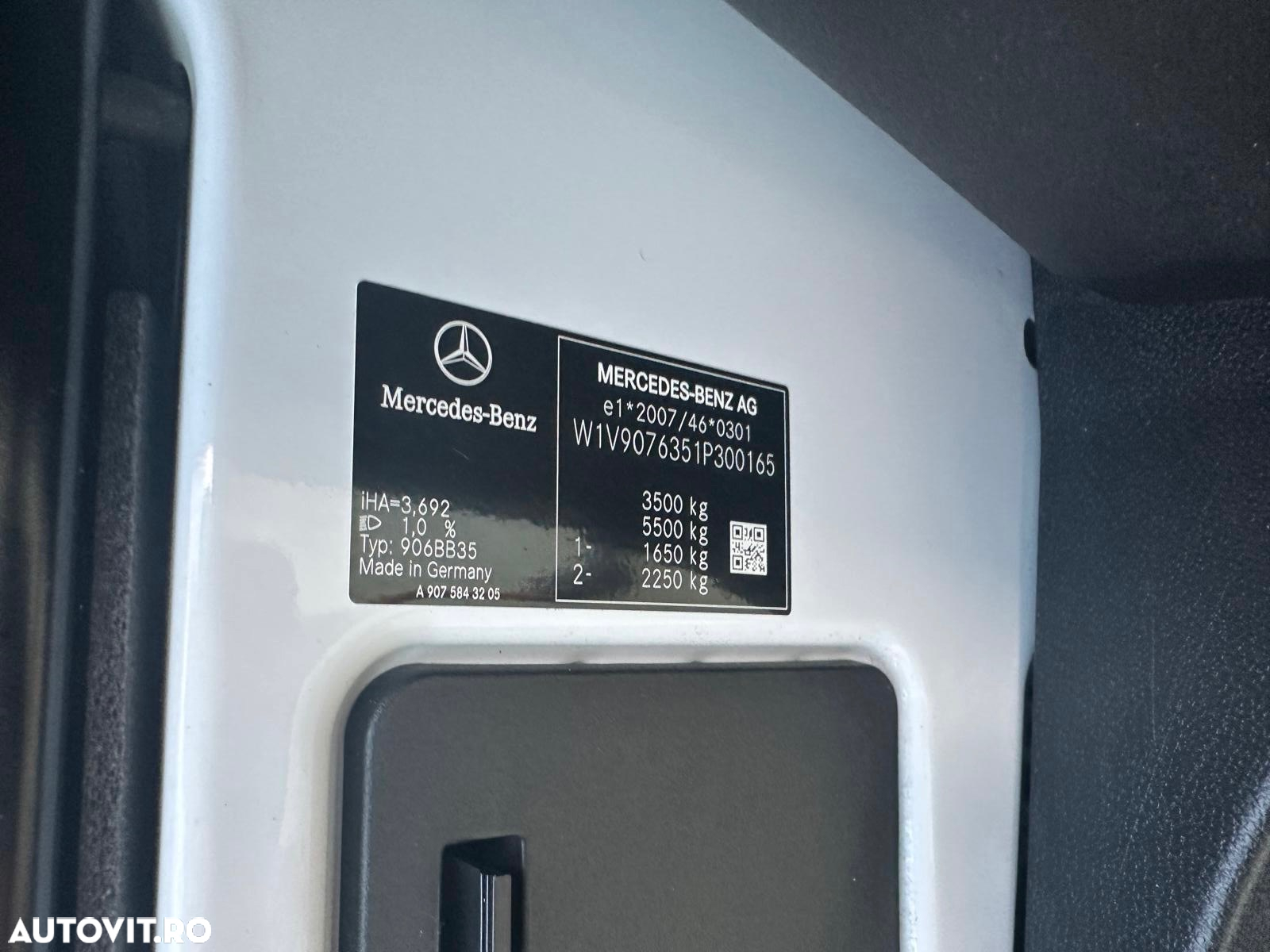 Mercedes-Benz Sprinter 319CDI  LUNG - 25