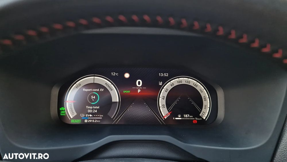 Toyota RAV4 2.5 PHEV VVT-iE 4x4 Style Bi-Tone - 13