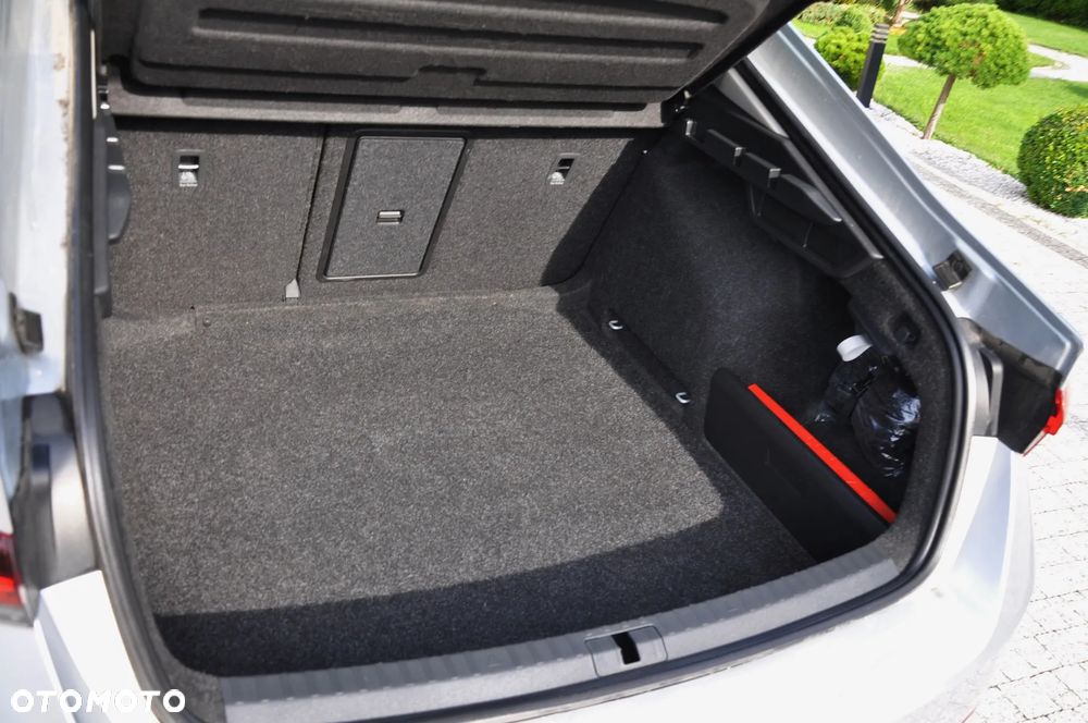Skoda Octavia 2.0 TDI Ambition DSG - 32