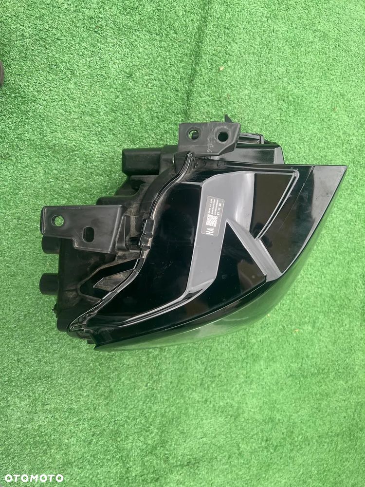 MAZDA CX-60 CX60 Prawa lampa Prawy reflektor przód przedni Oryginał KR9R51030 HA - 9