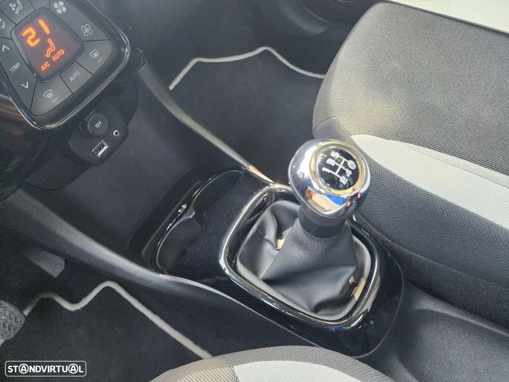 Toyota Aygo 1.0 X-Play+AC+X-Touch - 10