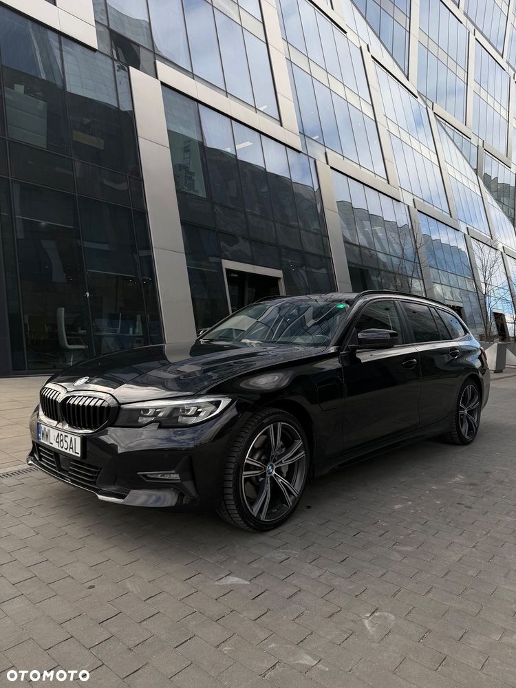 BMW Seria 3 330e Sport Line sport - 5