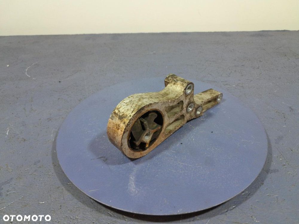 VOLVO V40 II 2.0 D3 D5204T6 150 KM PODUSZKA ŁAPA SILNIKA 31325048 - 2