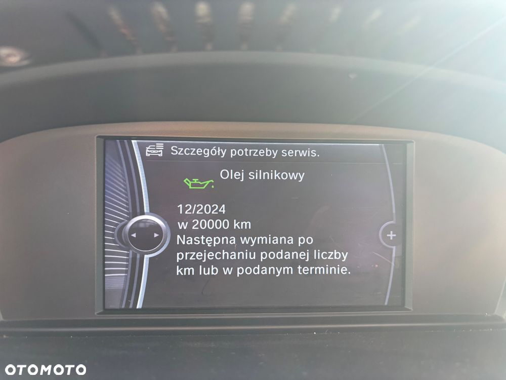 BMW Seria 3 320d - 25