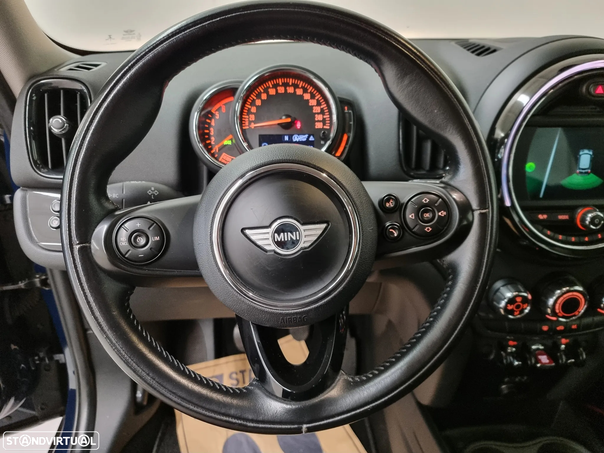 MINI Countryman One D - 10