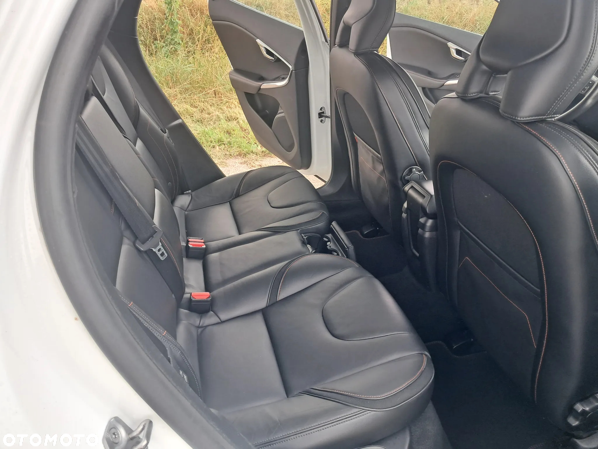 Volvo V40 D2 Drive-E Ocean Race - 7