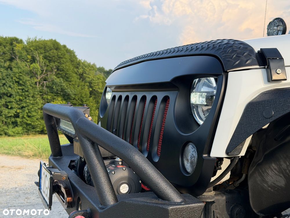Jeep Wrangler 3.6 Unlim Sahara - 10