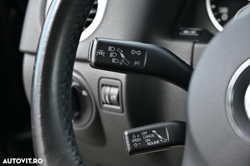 Volkswagen Tiguan 2.0 TDI DPF 4Motion BlueMotion Technology DSG Lounge Sport & Style - 20