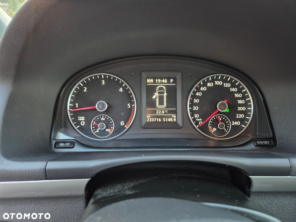 Volkswagen Touran 1.6 TDI DPF BlueMotion Technology DSG Comfortline - 40