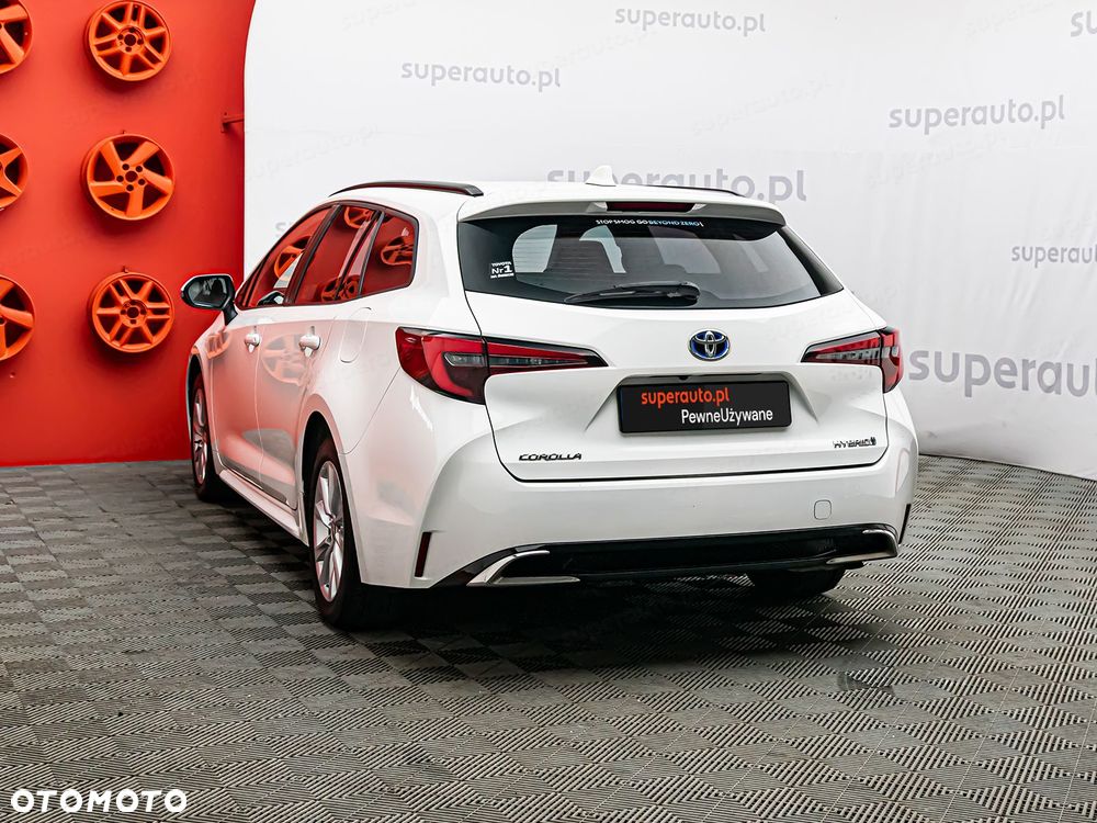Toyota Corolla 1.8 Hybrid Comfort - 24