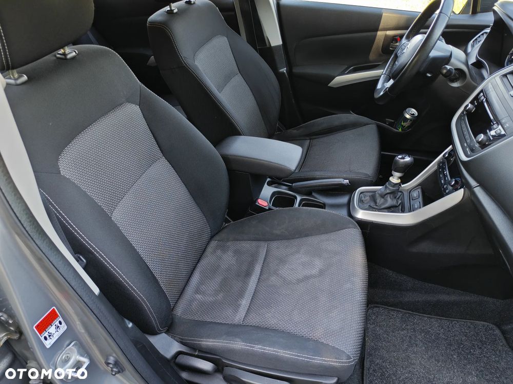 Suzuki SX4 S-Cross 1.6 DDiS 4x2 Comfort+ - 31