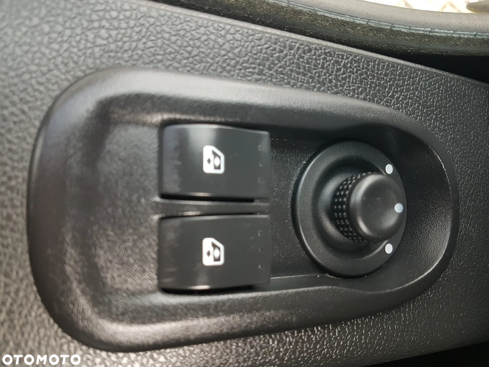 Renault MASTER KONTENER 8EP 4,21x2,23x2,22 KLIMA MANUAL KRAJOWY 6-BIEGÓW - 9
