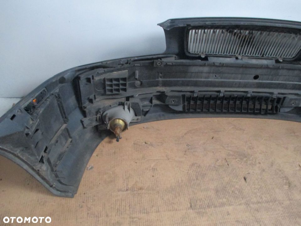 VOLVO S80 00R ZDERZAK PRZÓD - 7
