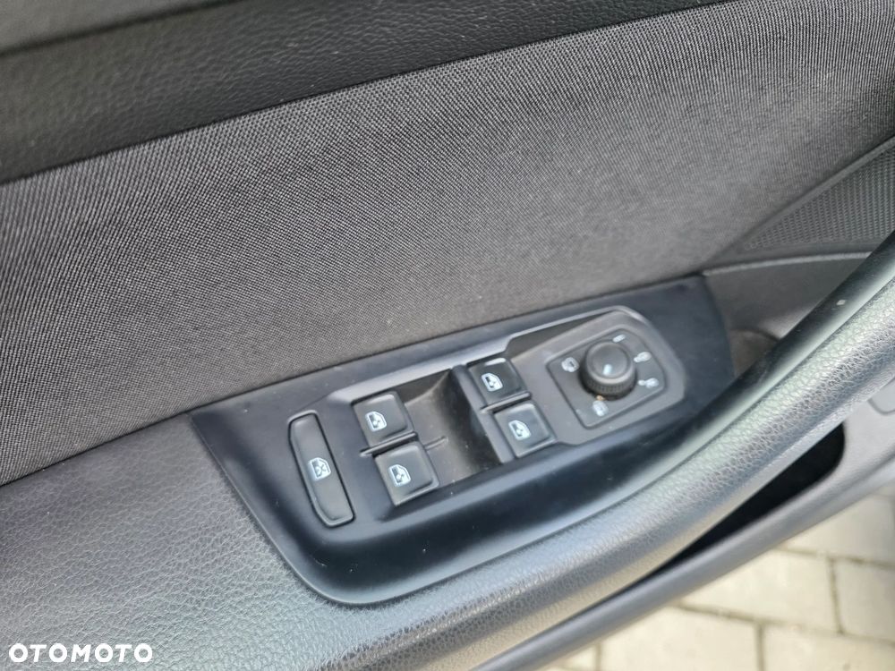 Volkswagen Passat 1.5 TSI EVO Business DSG - 9