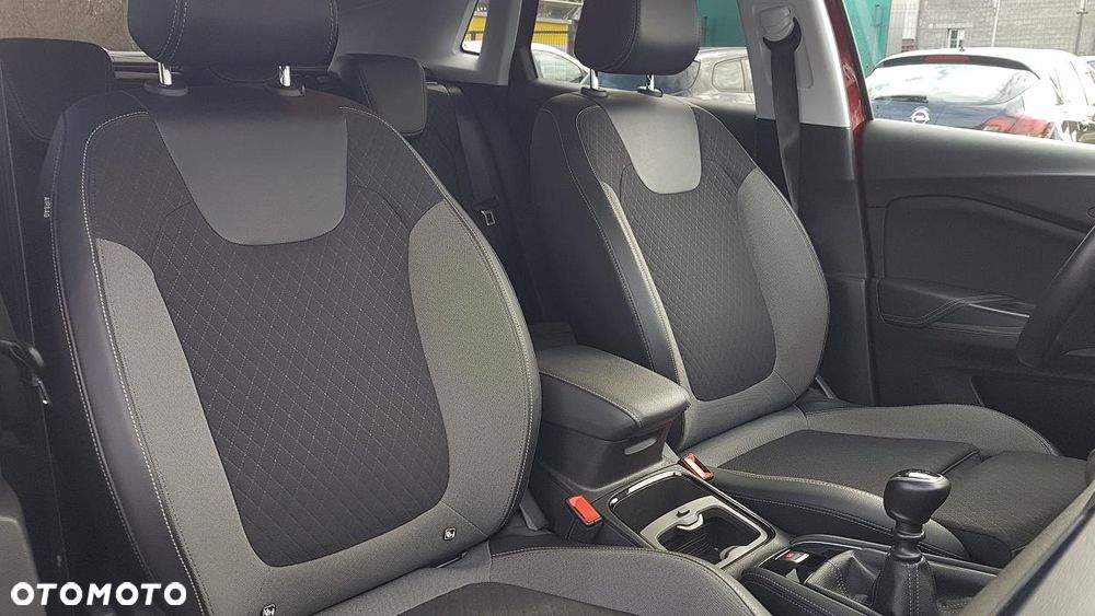 Opel Grandland X 1.2 Start/Stop Design Line - 25