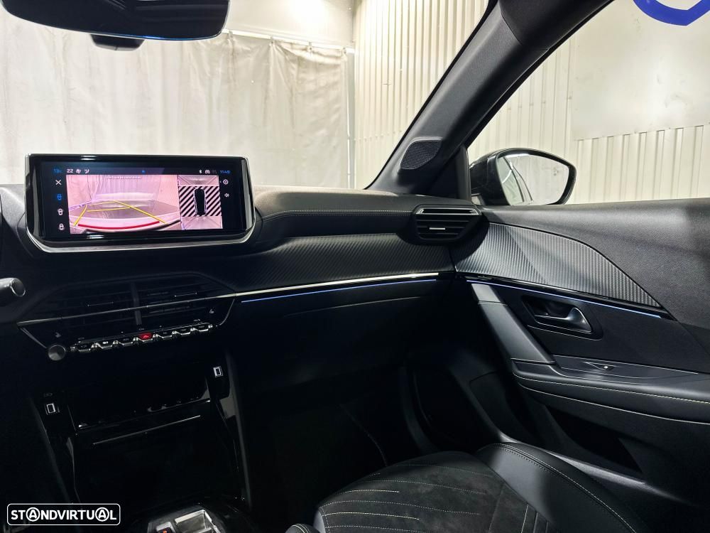 Peugeot e-208 51 kWh GT - 25