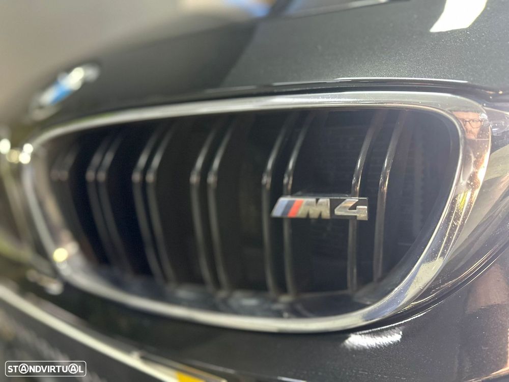 BMW M4 Auto - 7