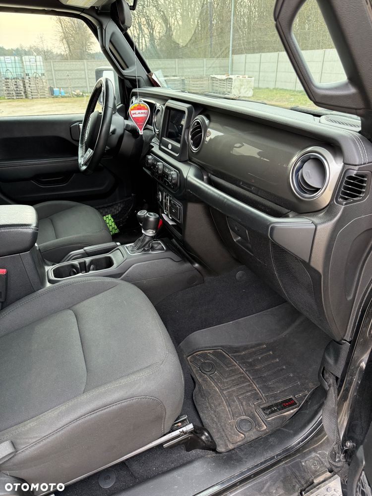 Jeep Wrangler 2.0 T-GDI Softtop AWD Automatik Sahara - 15