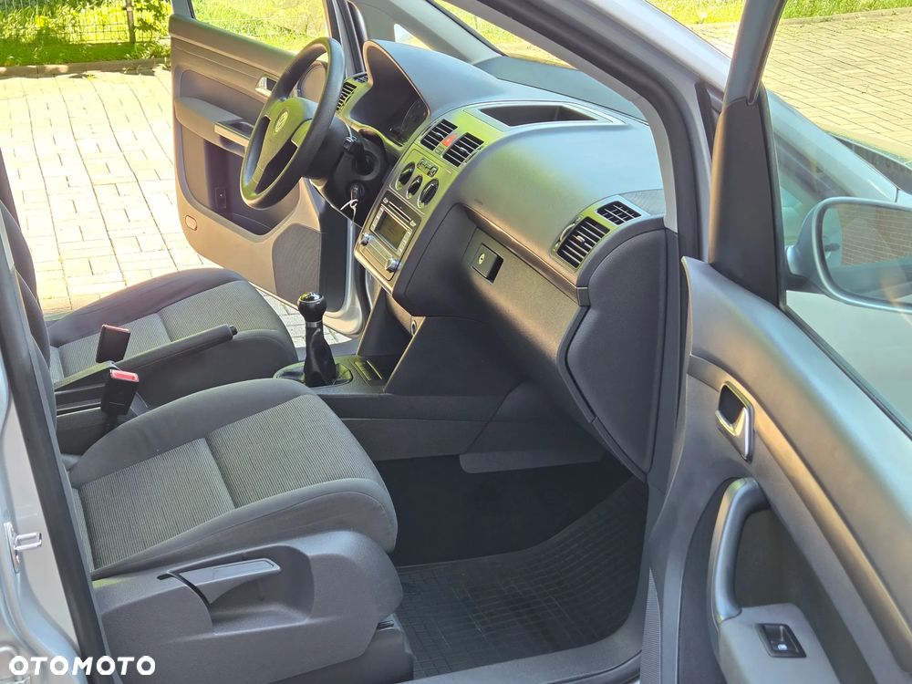 Volkswagen Touran 1.9 TDI DPF Blue Motion Trendline - 15
