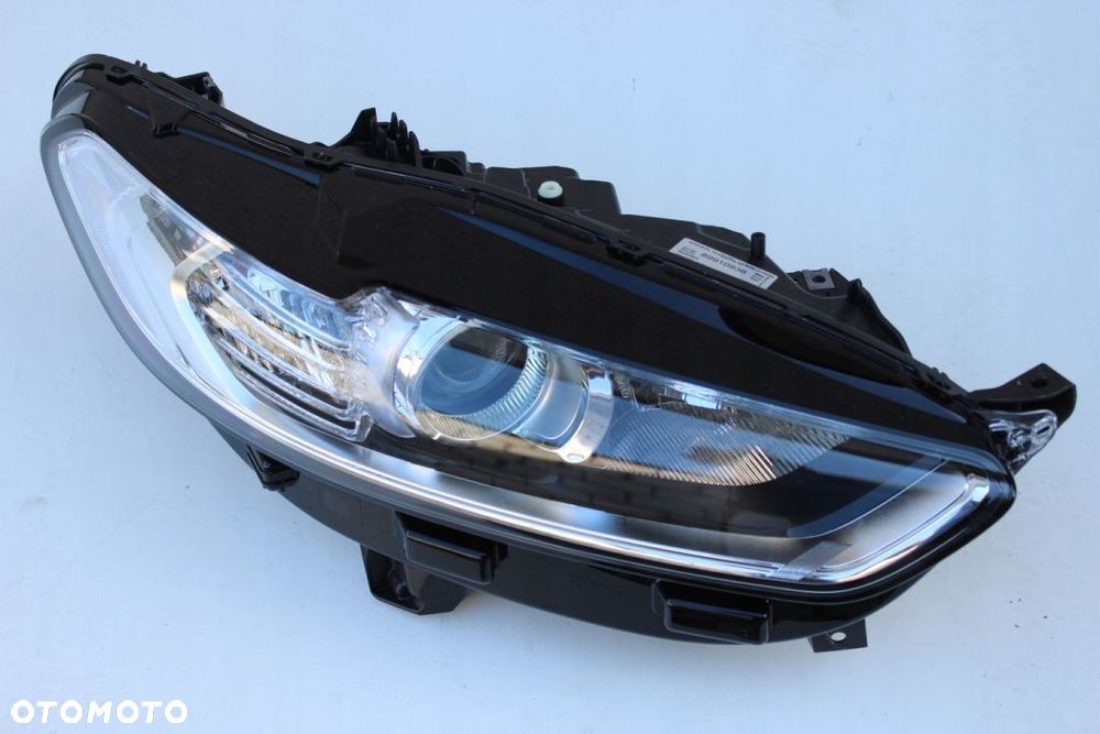 Ford Mondeo MK5 Lift 2018- Zwykła H7 Prawa Oryg.