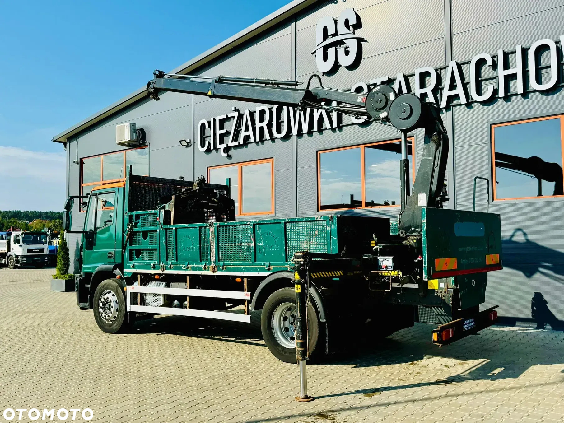 Iveco Iveco Eurocargo 180E25 // 4x2 // skrzynia + HDS żuraw HIAB dzwig - 4