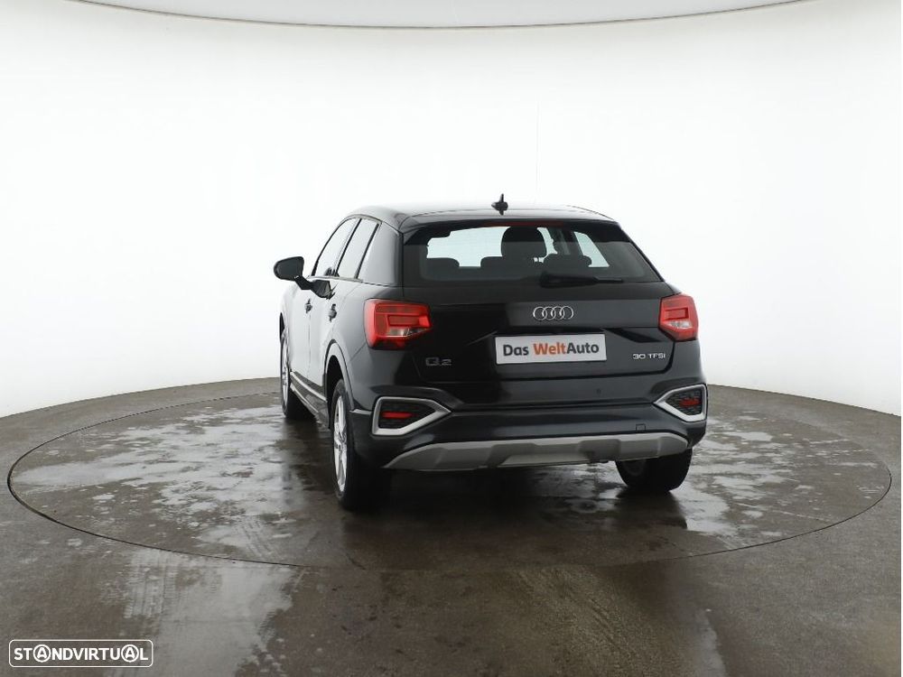 Audi Q2 30 TFSI Advanced — fotografia 9