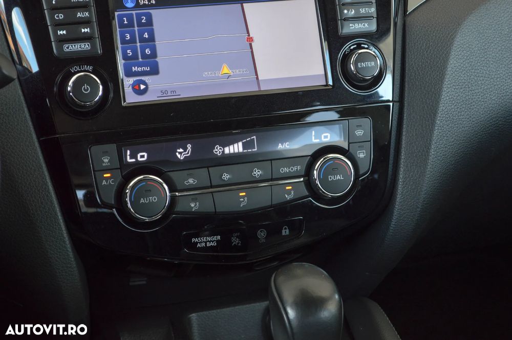 Nissan Qashqai 1.6 DCI Xtronic TEKNA - 38