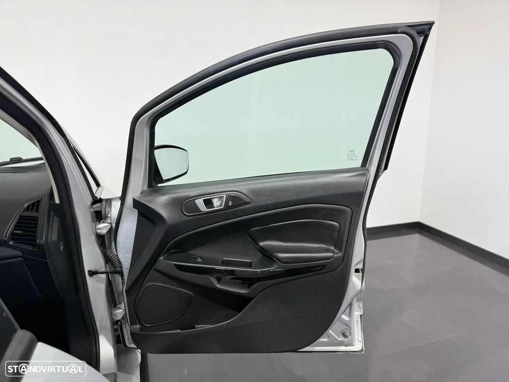 Ford EcoSport 1.0 EcoBoost ST-Line Plus - 41
