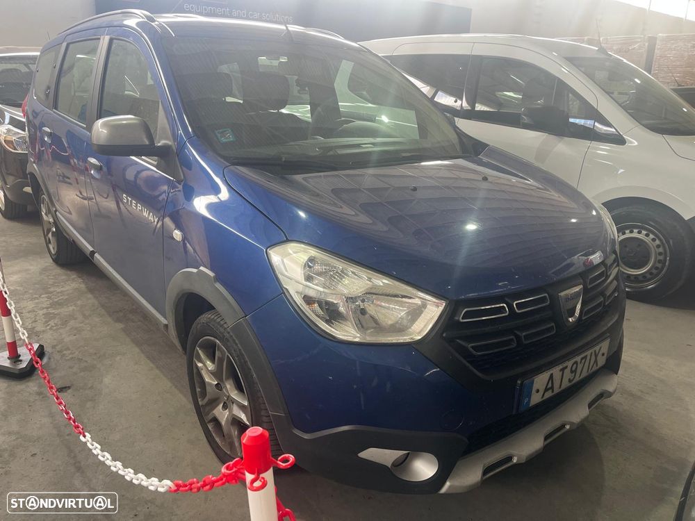 Dacia Lodgy 1.5 Blue dCi Stepway 7L - 4