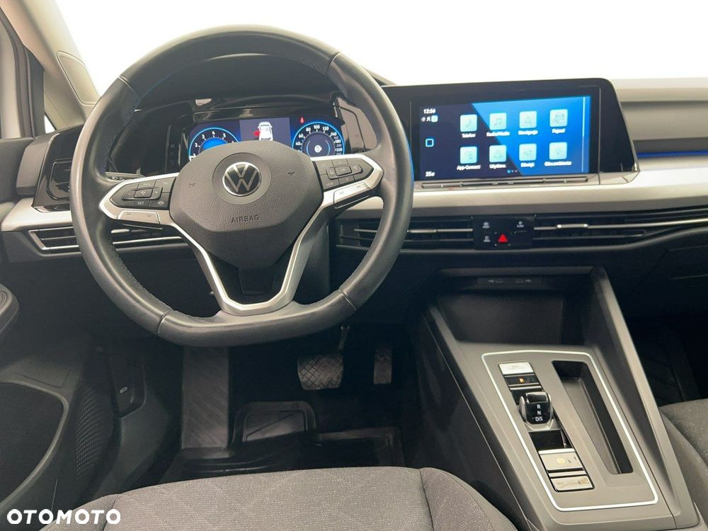 Volkswagen Golf - 9