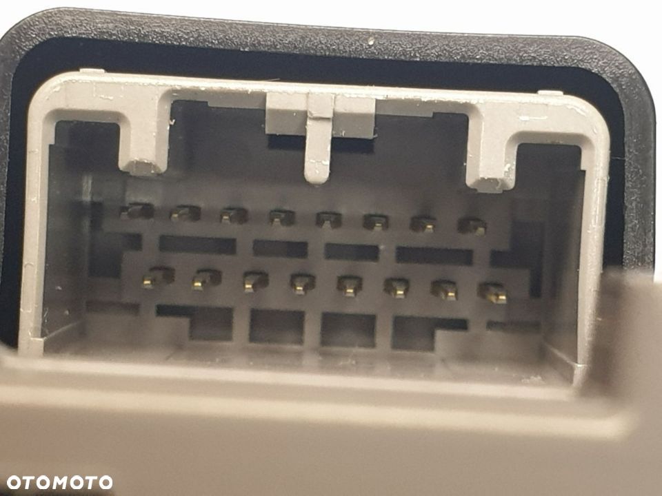 HONDA CR-V 19-23r Lampka Podsufitki - 7