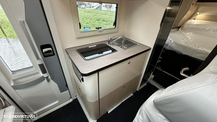 Autostar Performance P690LC cama central (NOVA) - 4