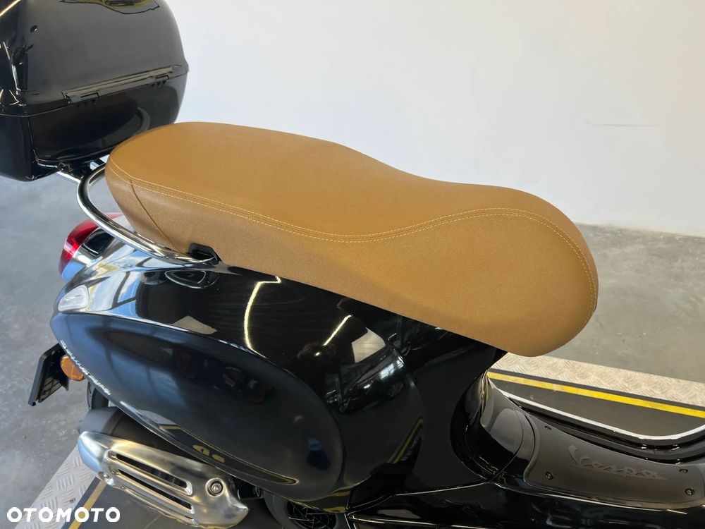 Piaggio Vespa - 30
