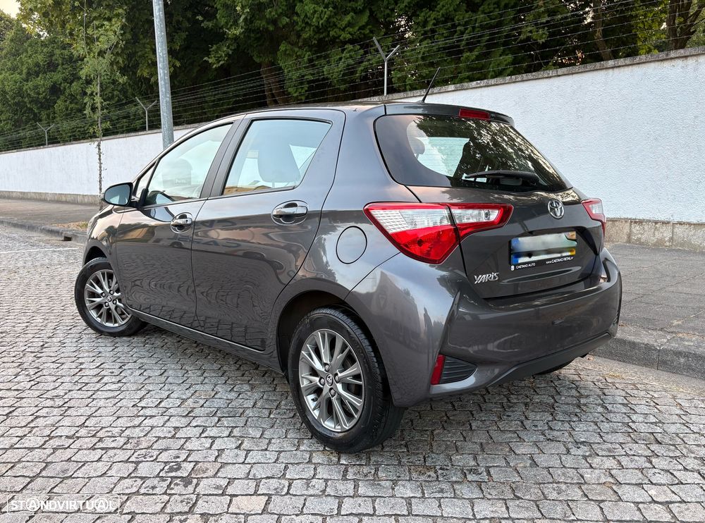 Toyota Yaris 1.0 VVT-i Comfort +PS Style +P.Techno +P.Sport - 2
