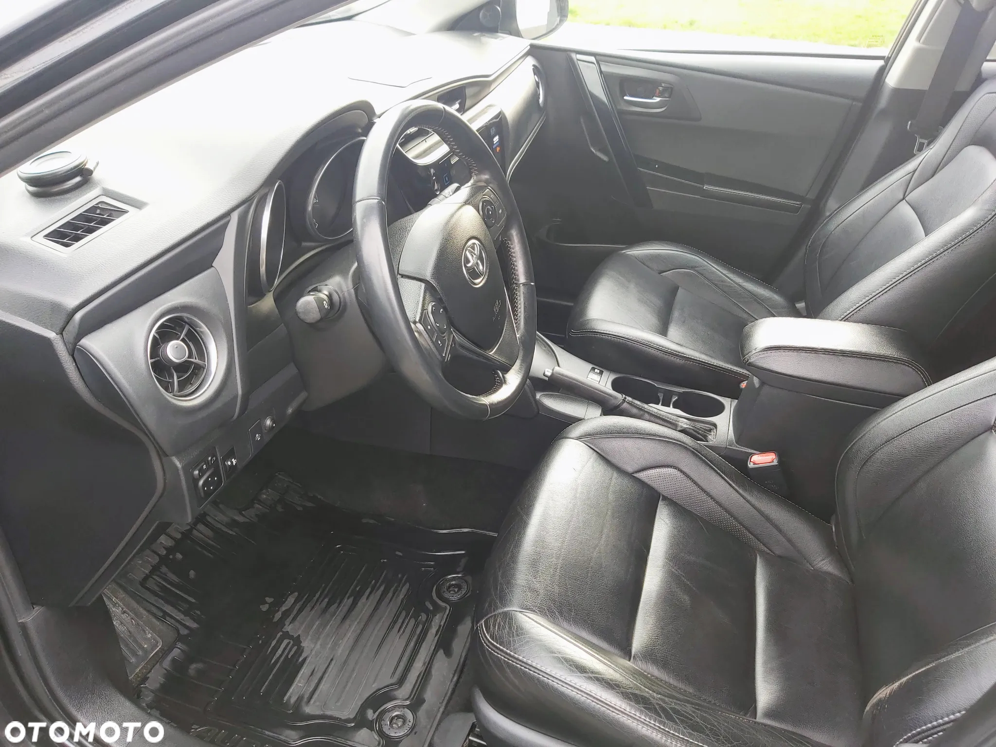 Toyota Auris 1.8 VVT-i Hybrid Automatik Executive - 18