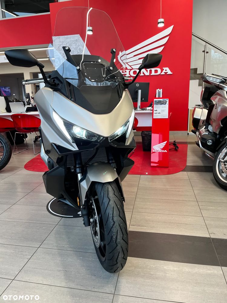 Honda NSS - 7