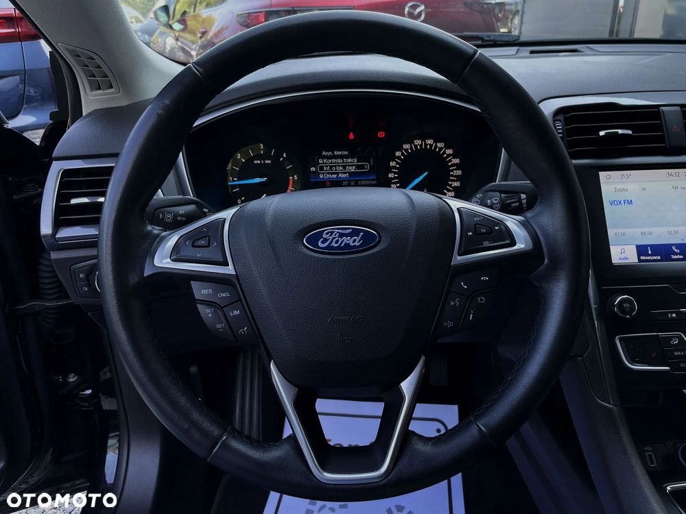 Ford Mondeo SW 2.0 TDCi S&S PowerShift-Aut Titanium - 22