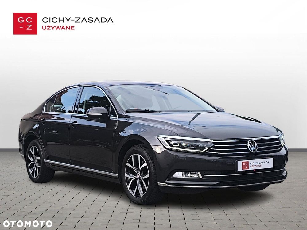 Volkswagen Passat - 7