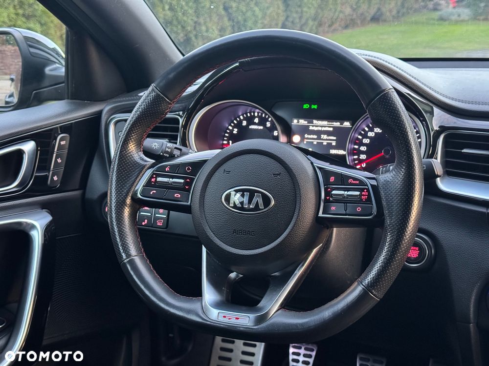 Kia ProCeed 1.6 T-GDI GT - 16