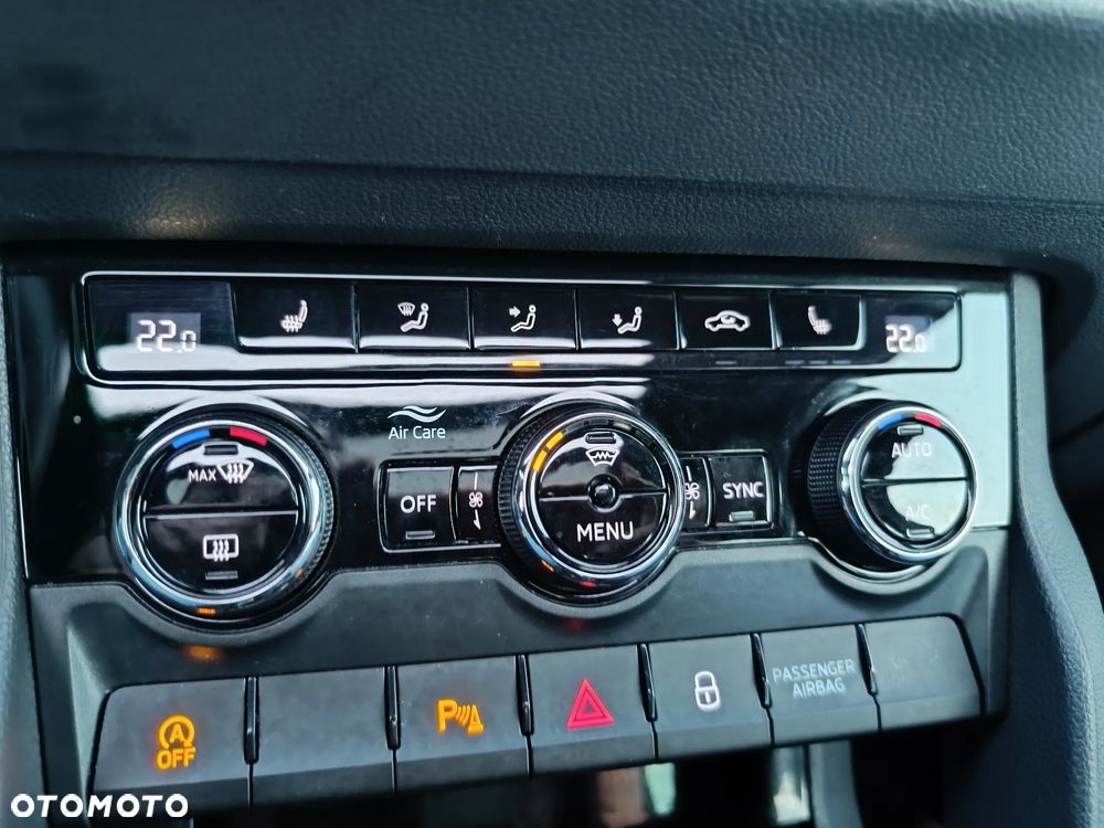 Skoda Karoq 1.5 TSI ACT Sportline - 8