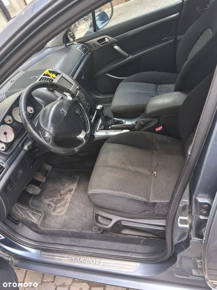 Peugeot 407 HDi 135 Premium - 26