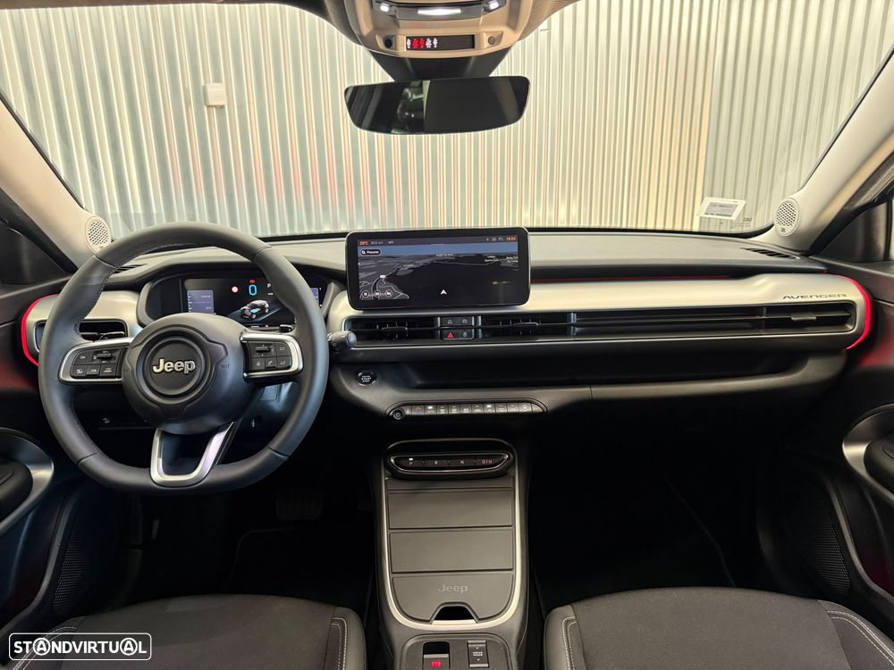 Jeep Avenger 1.2 e-Hybrid Summit DCT — fotografia 7