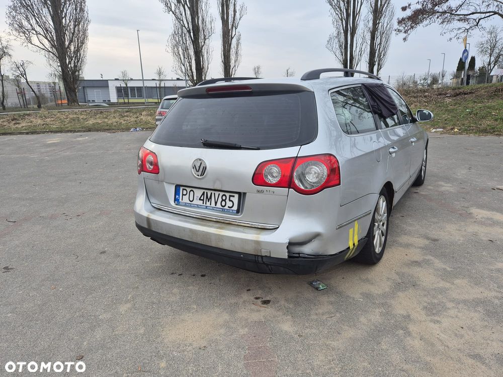 Volkswagen Passat 2.0 TDI Comfortline - 4