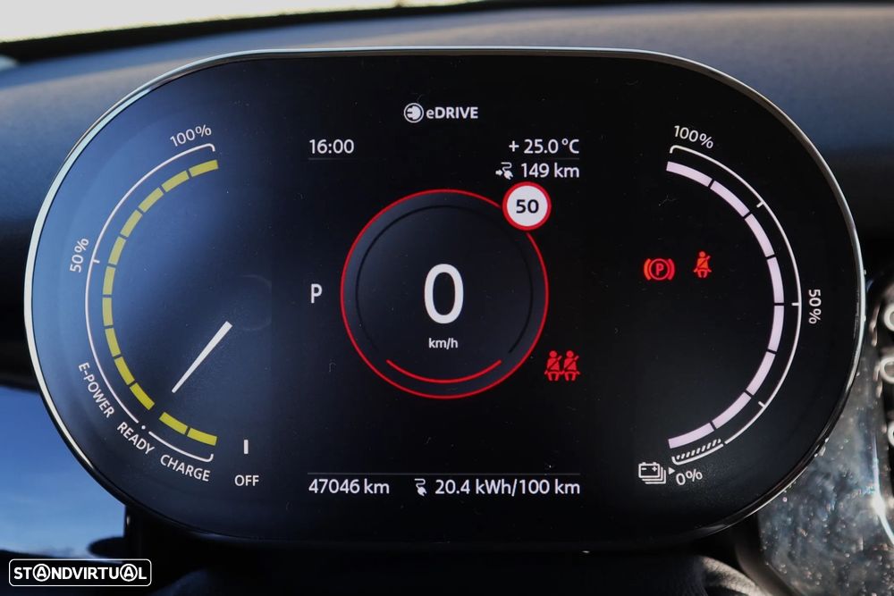 MINI 3 Portas Cooper SE Classic - 13