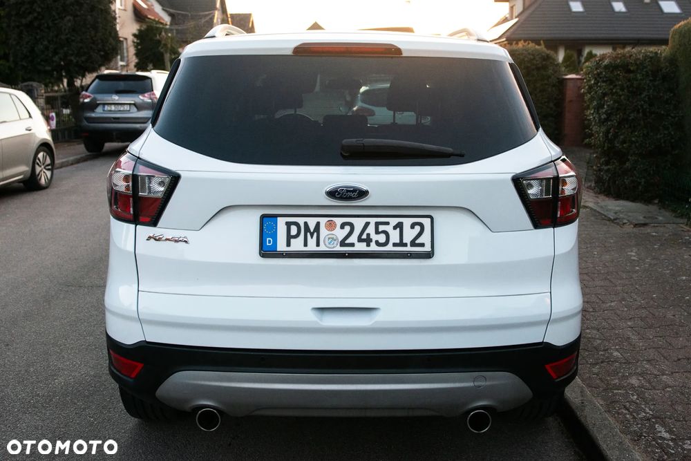 Ford Kuga 2.0 TDCi 4x4 Titanium - 13