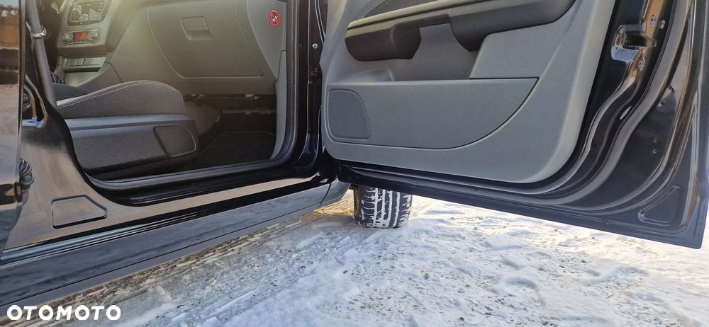 Ford Focus 1.6 16V Style - 17