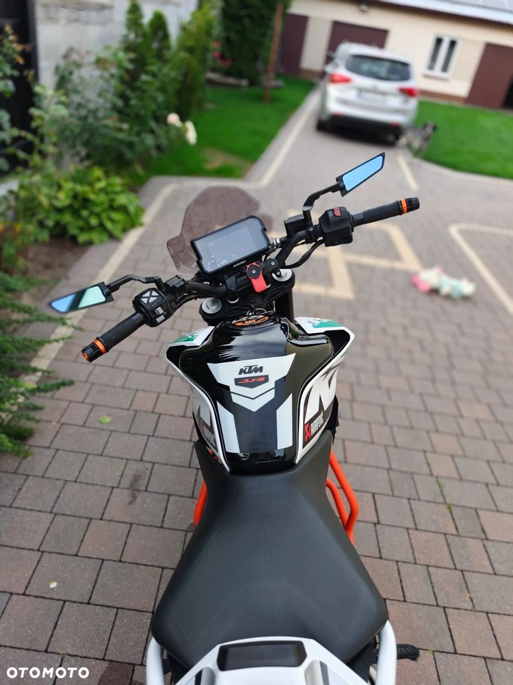 KTM Duke - 17