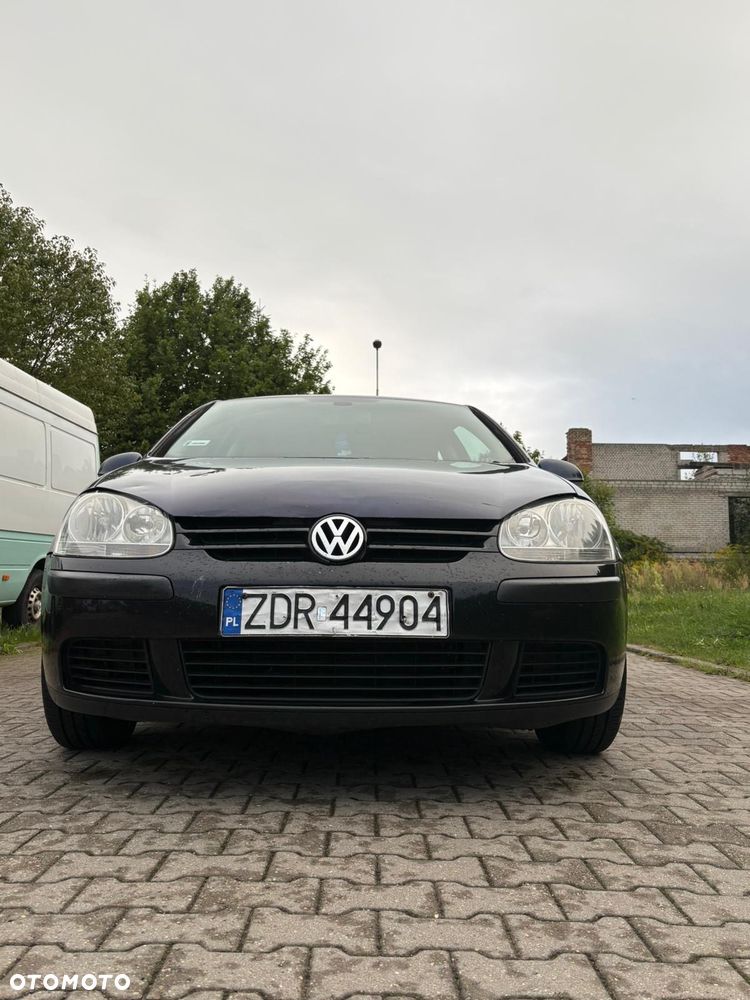 Volkswagen Golf - 6