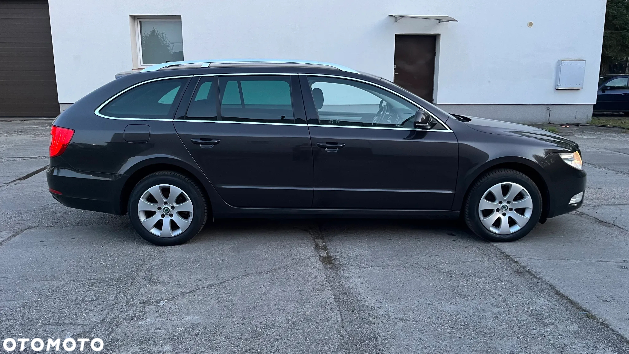 Skoda Superb Combi 2.0 TDI Ambition - 7